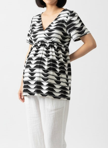 Black and White Geometric Print Maternity Babydoll Blouse